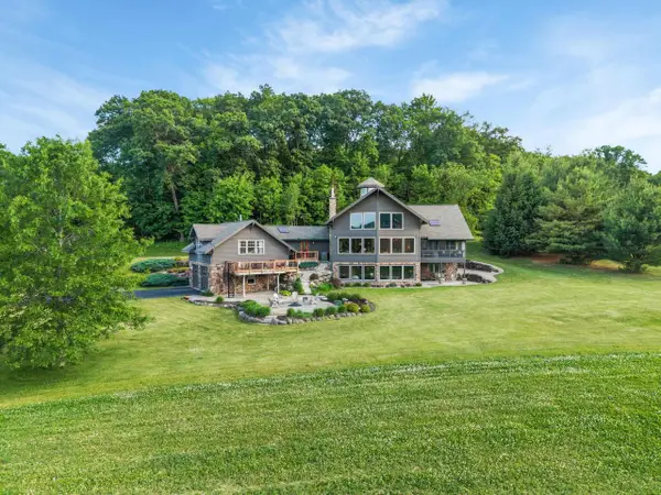E9512 Freedom Road, North Freedom, WI 53951