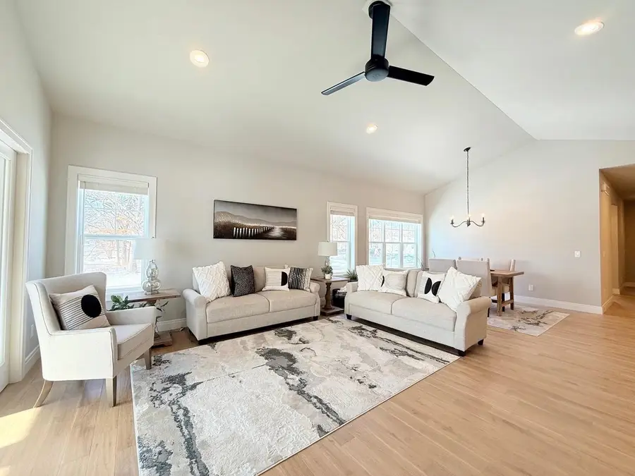 Unit 13 Deer Hollow Court, Deforest, WI 53532 - #3