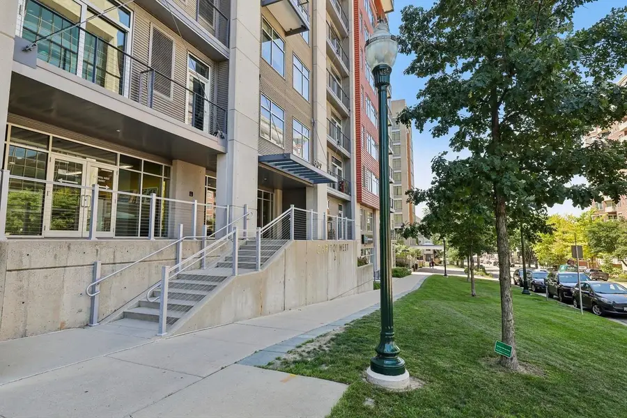 309 W Washington Avenue #613, Madison, WI 53703 - #3