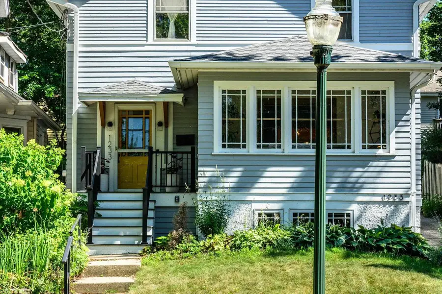 1233 E Johnson Street, Madison, WI 53703 - #2