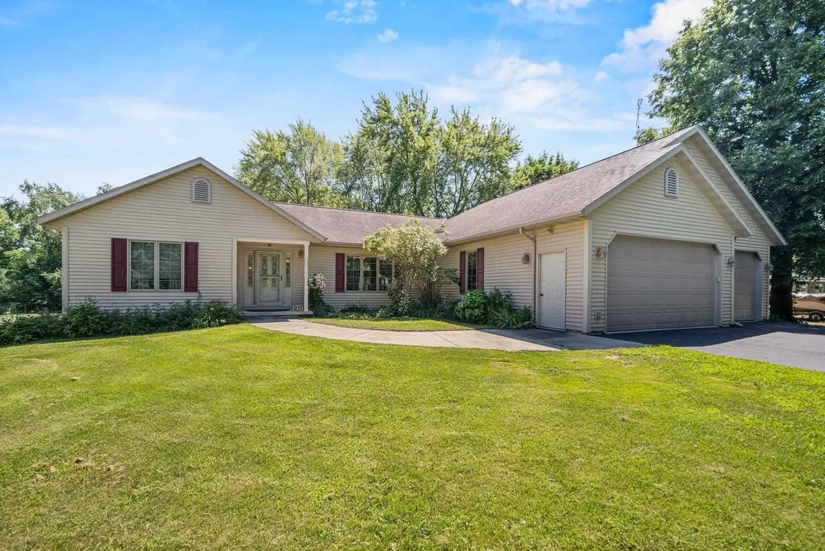 W3757 Orchard Avenue, Green Lake, WI 54941 - #1