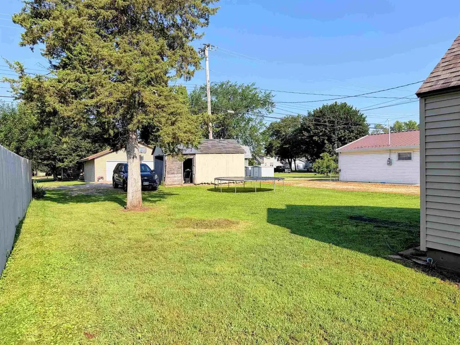 619 N Michigan Street, Prairie Du Chien, WI 53821 - #2