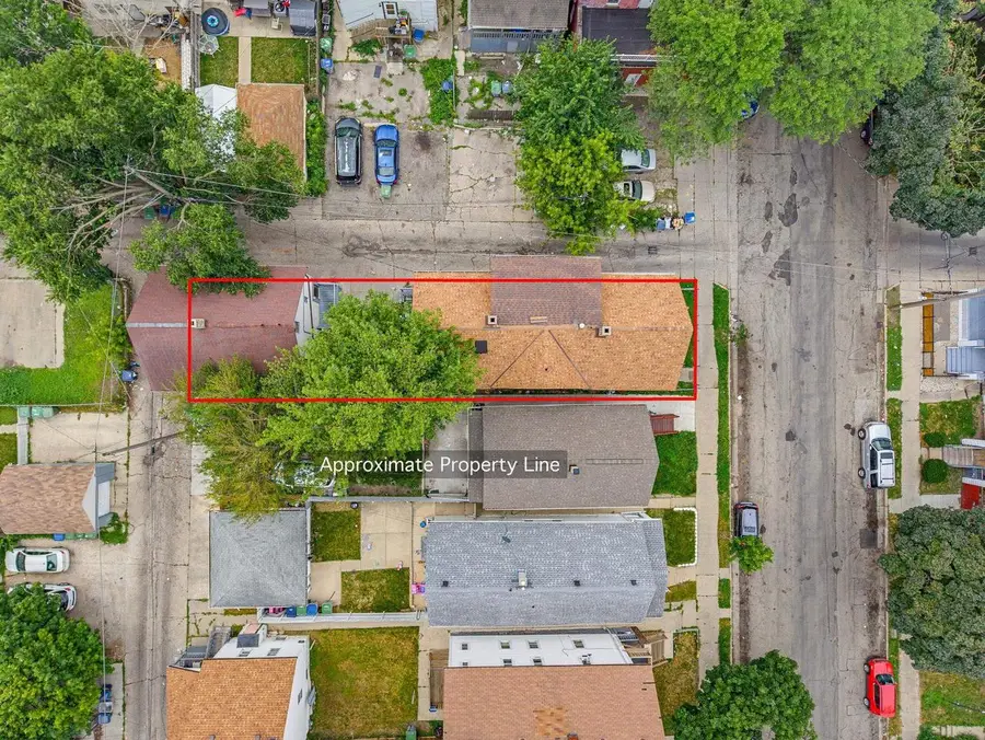 2258 S 17th Street, Milwaukee, WI 53215 - #3