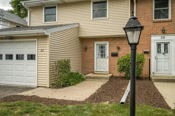 22 Whitcomb Circle, Madison, WI 53711