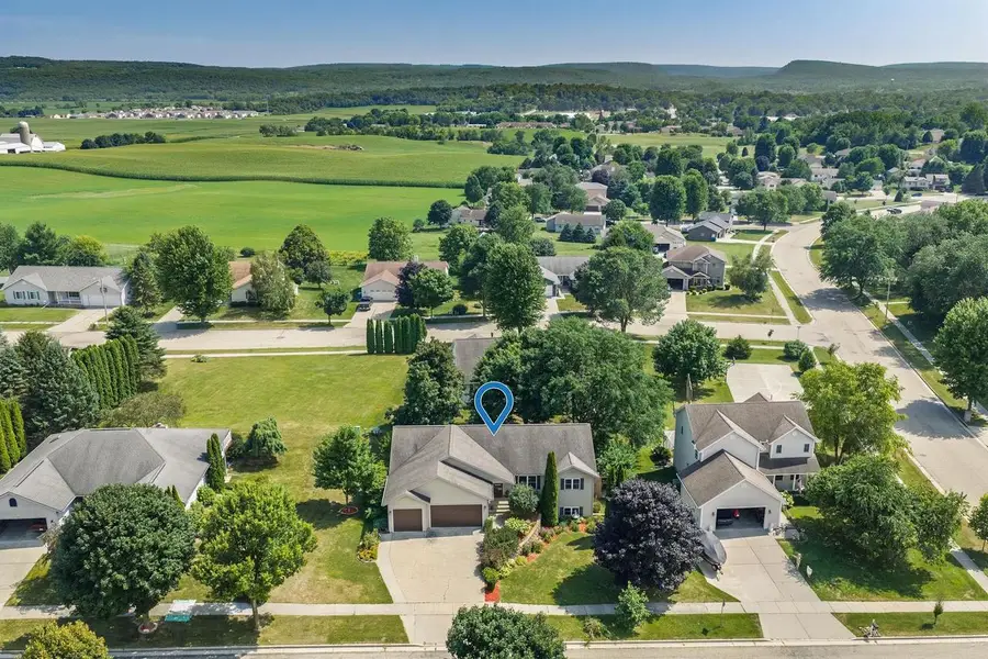 1106 20th Street, Baraboo, WI 53913 - #3