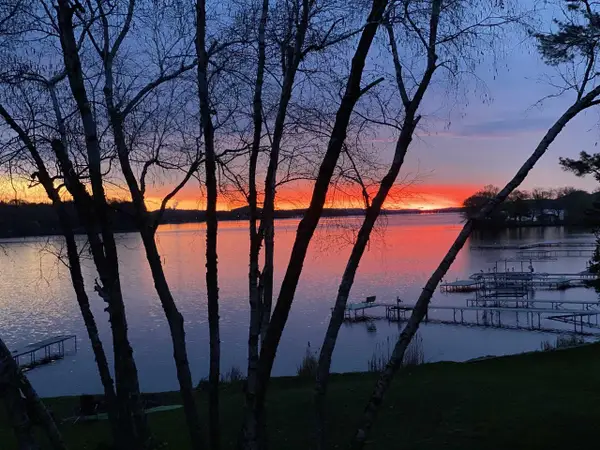W13380 Lake Drive, Lodi, WI 53555