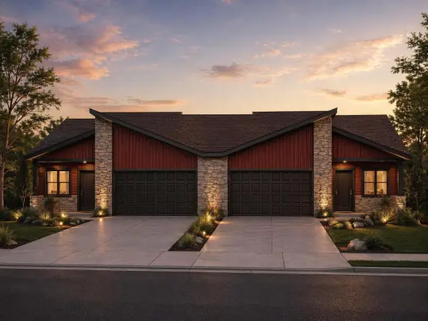 226 Whitetail Lane #8, Deerfield, WI 53531