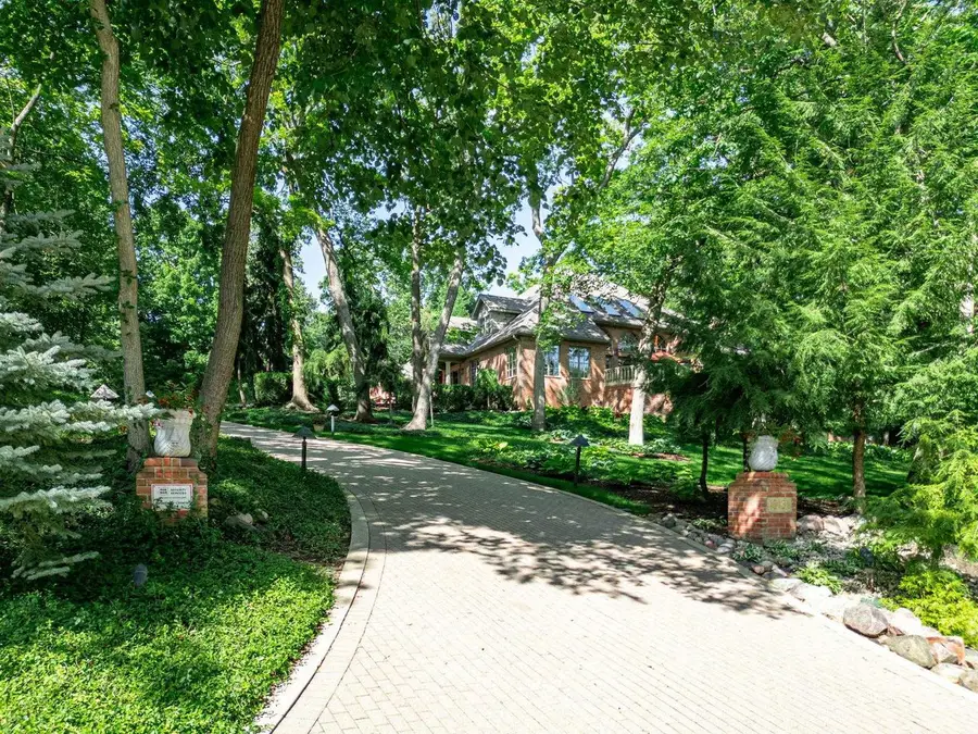10131 Rellswood Drive, Belvidere, IL 61008 - #2