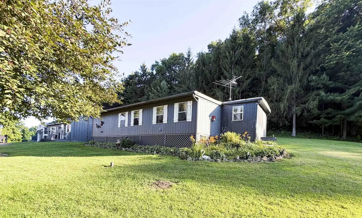 S5943 Shady Lane, De Soto, WI 54624 - #1