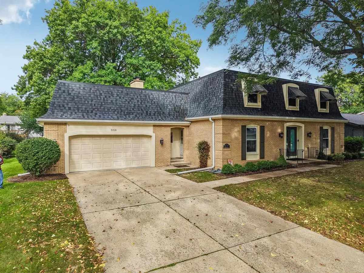 5318 Comanche Way, Madison, WI 53704 - #1
