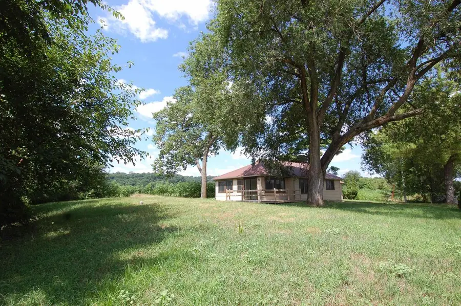 6396 State Rd 130 Road, Avoca, WI 53506 - #3