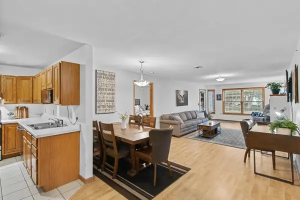 5397 Blue Bill Park Drive ##5, Waunakee, WI 53597