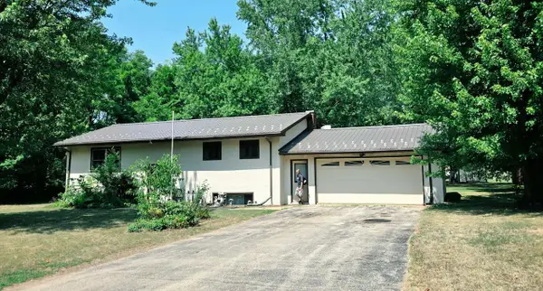 406 Riviera Street, Avoca, WI 53506