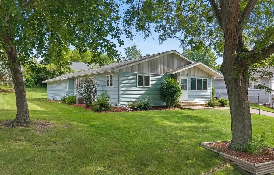 110 15th Avenue, Baraboo, WI 53913 - #2