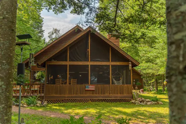 1924 Eagle Trail, Eagle River, WI 54521