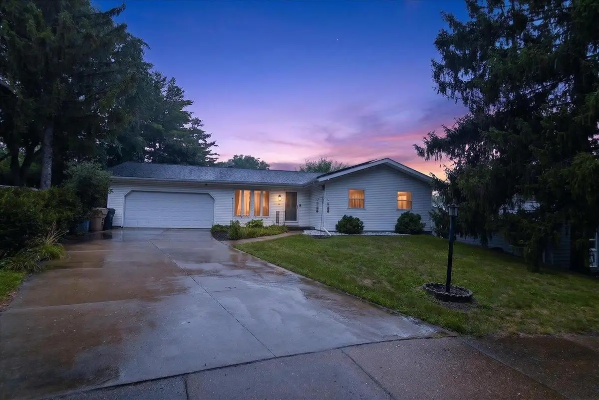 5 Yorktown Circle, Madison, WI 53711 - #1