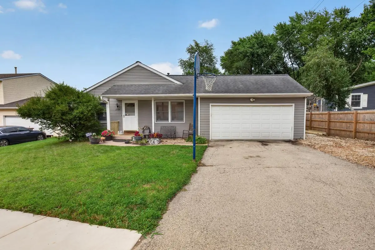 2984 16TH Street, Rockford, IL 61109 - #1