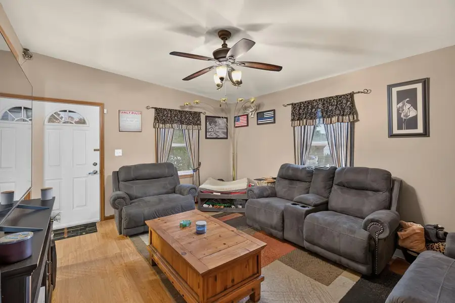 2984 16TH Street, Rockford, IL 61109 - #3