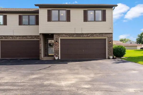 166 White Tail Drive, Sun Prairie, WI 53590