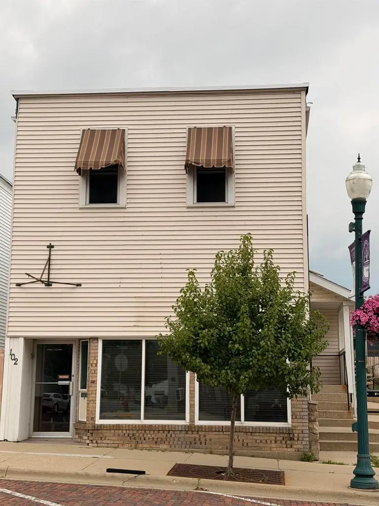 102 E Main Street, Evansville, WI 53536 - #2
