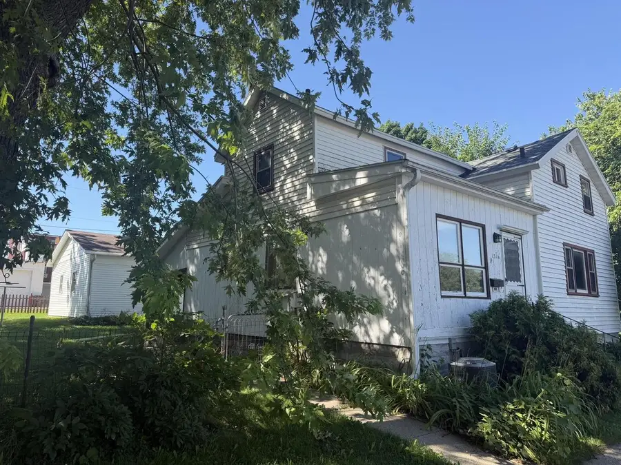 1316 16th Street, Monroe, WI 53566 - #2
