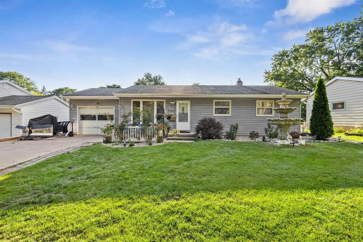 2014 Prairie Road, Madison, WI 53711 - #1