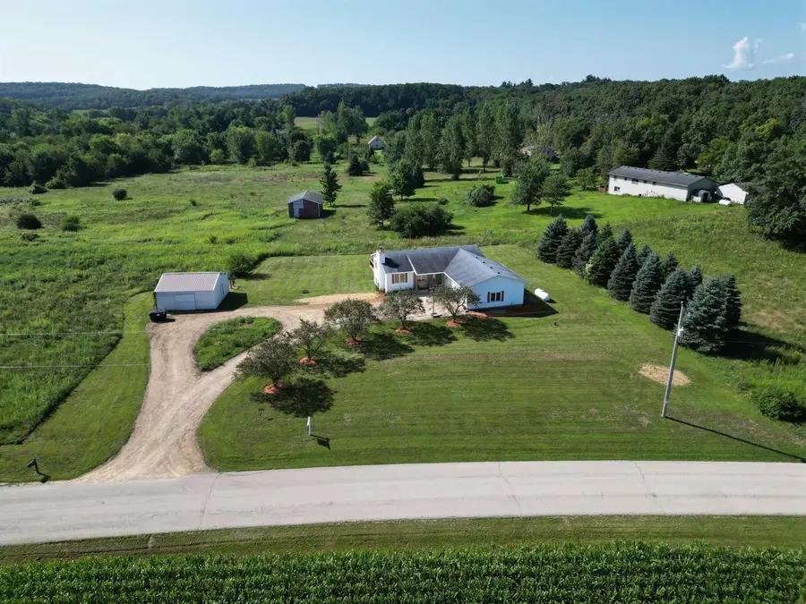 W2579 Zurfluh Road, Albany, WI 53502 - #3