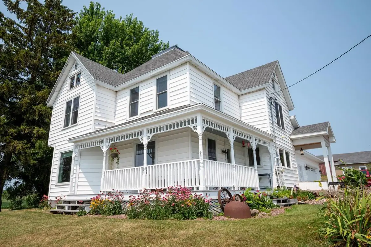 W8818 Meek Road, Lodi, WI 53555 - #1