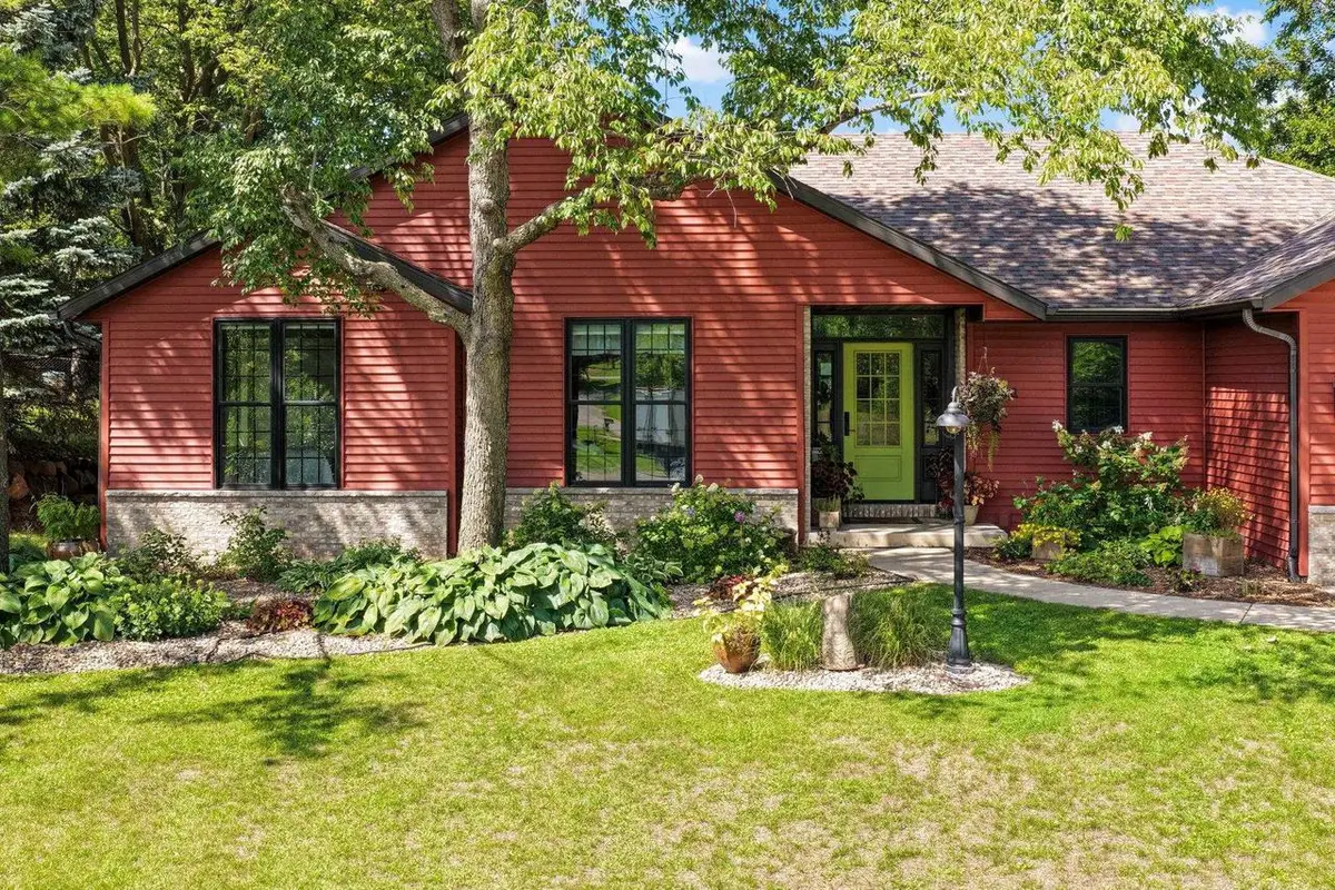 1828 Lake View Terrace, Stoughton, WI 53589 - #1