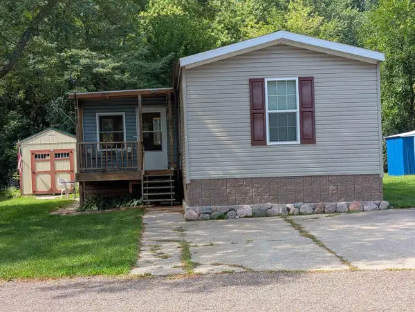 W5655 State Road 33 #29, La Crosse, WI 54601