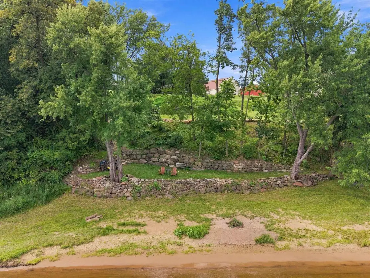 N4600 Allan Road, Portage, WI 53901 - #1