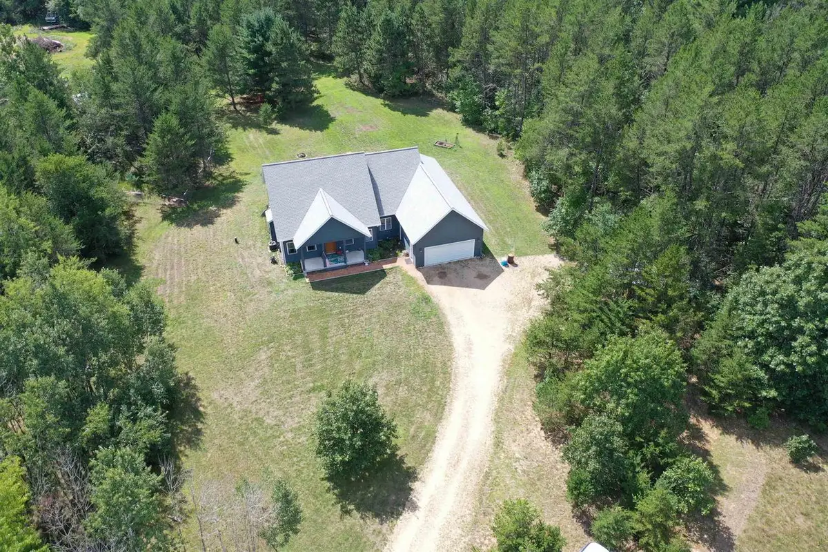 W1624 Dees Rd, Lyndon Station, WI 53944 - #1