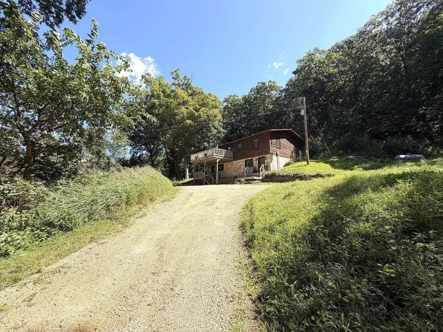 11843 Fuller Hollow Road, Prairie Du Chien, WI 53821 - #3