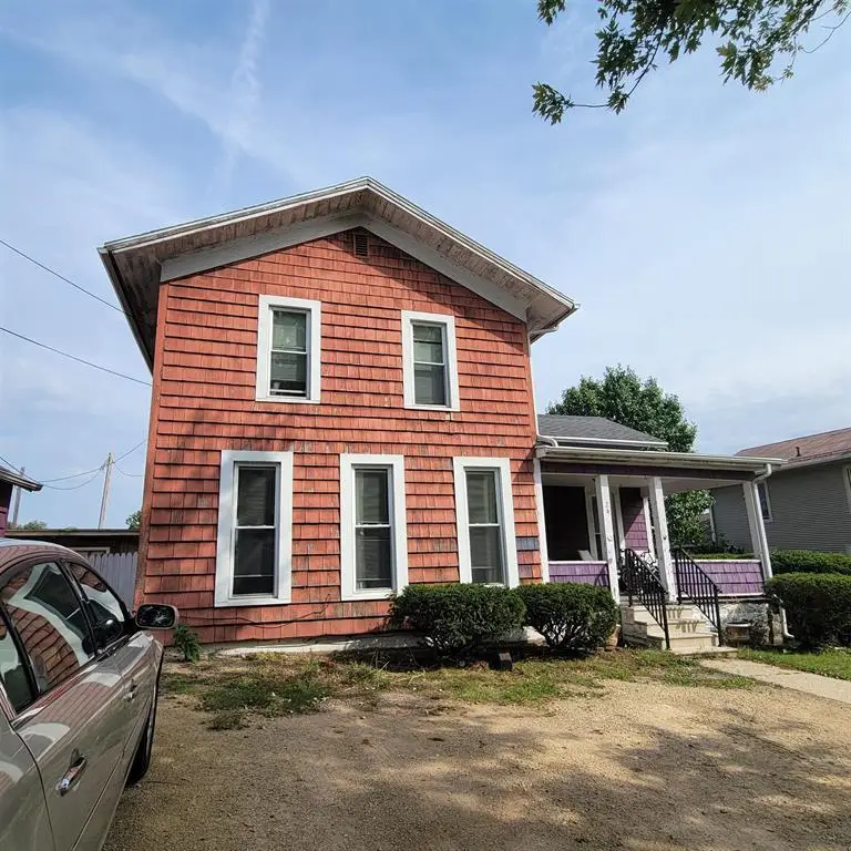 24 S Madison Street, Evansville, WI 53536 - #1