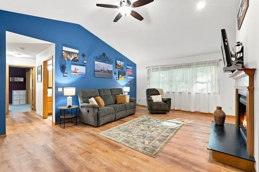 893 Chalfont Drive, Sun Prairie, WI 53590 - #3