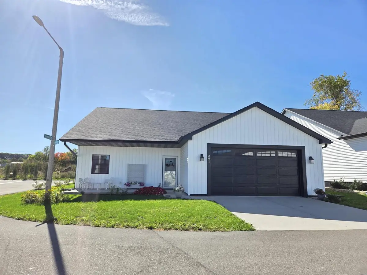 201 Boann Terrace, Belleville, WI 53508 - #1