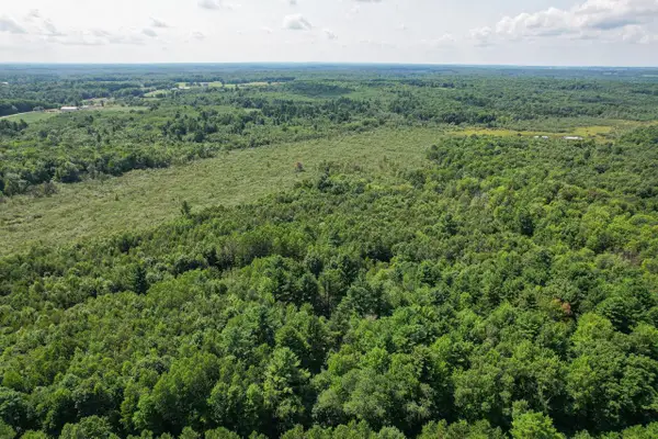 N11449 Tieman Avenue, Thorp, WI 54771