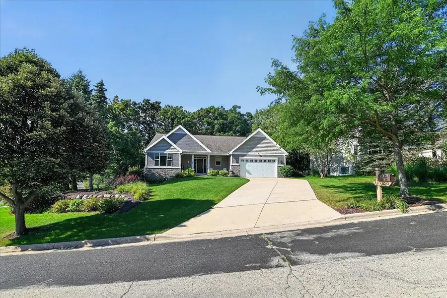 3083 Barrington Hills Court, Fitchburg, WI 53711 - #3