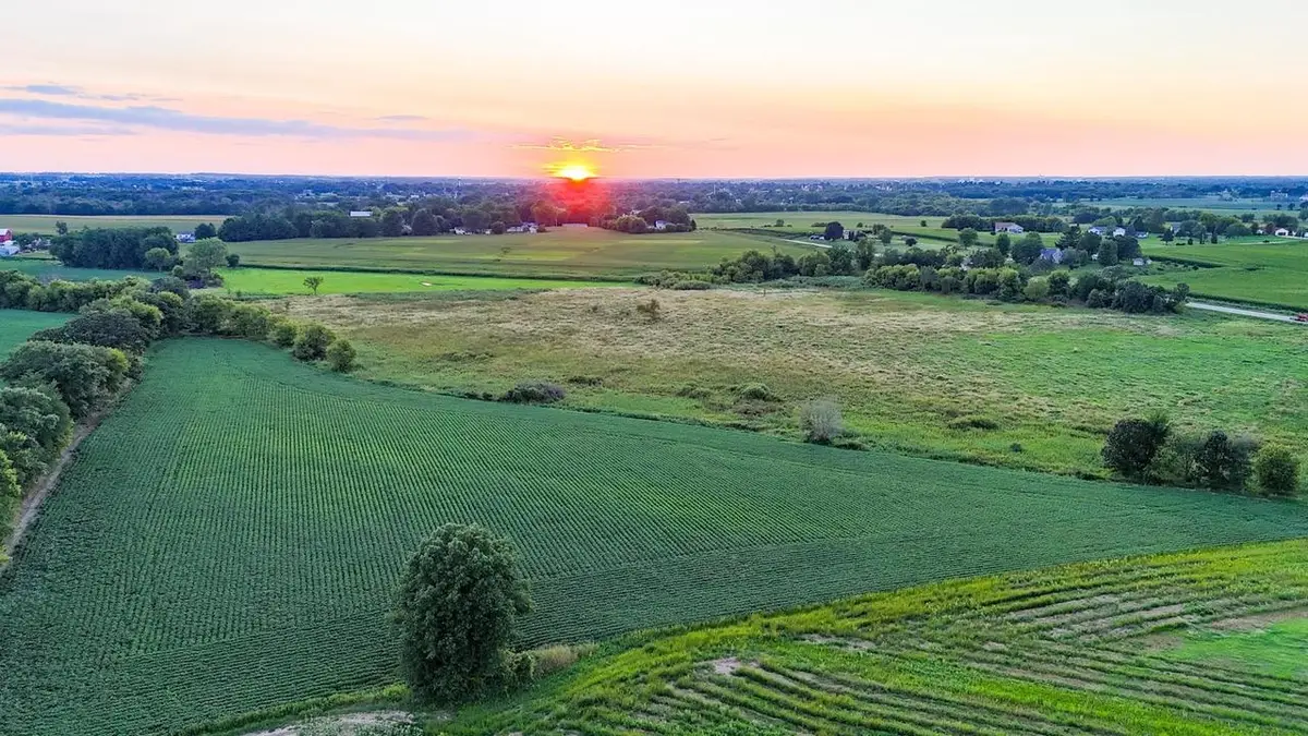 W11851 State Road 16 & 60, Columbus, WI 53925 - #1