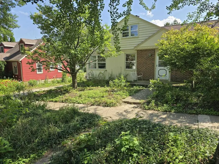 3907 Winnemac Avenue, Madison, WI 53711 - #2