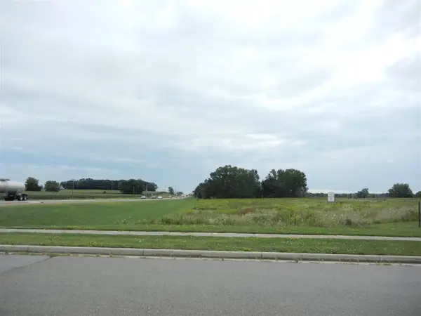 4624 Liuna Way, Deforest, WI 53532