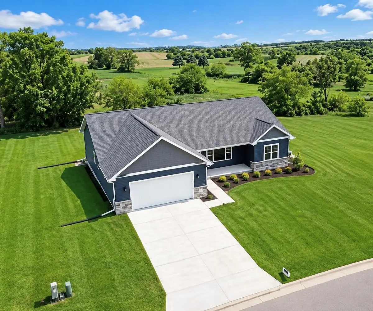 103 Graelyn Circle, Barneveld, WI 53507 - #1