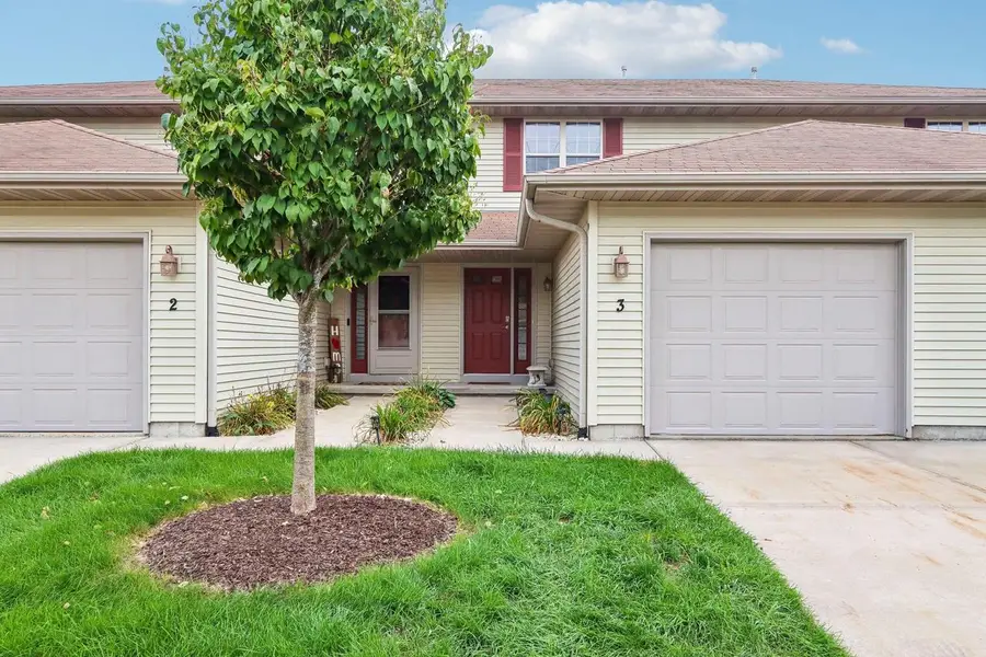 326 Sugar Avenue #3, Belleville, WI 53508 - #2
