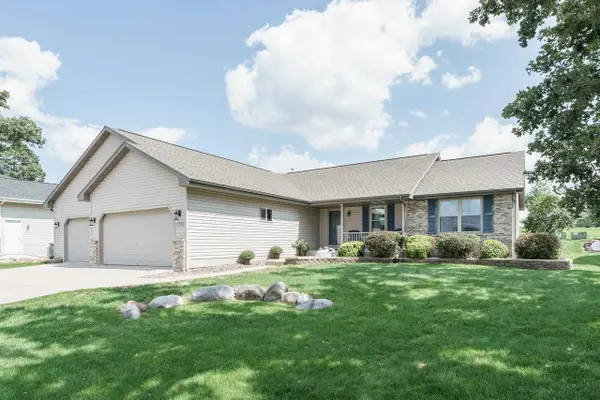 4562 Parkwood Drive, Milton, WI 53563