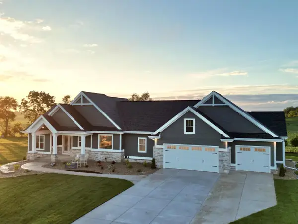 3306 Colton Way, Sun Prairie, WI 53590