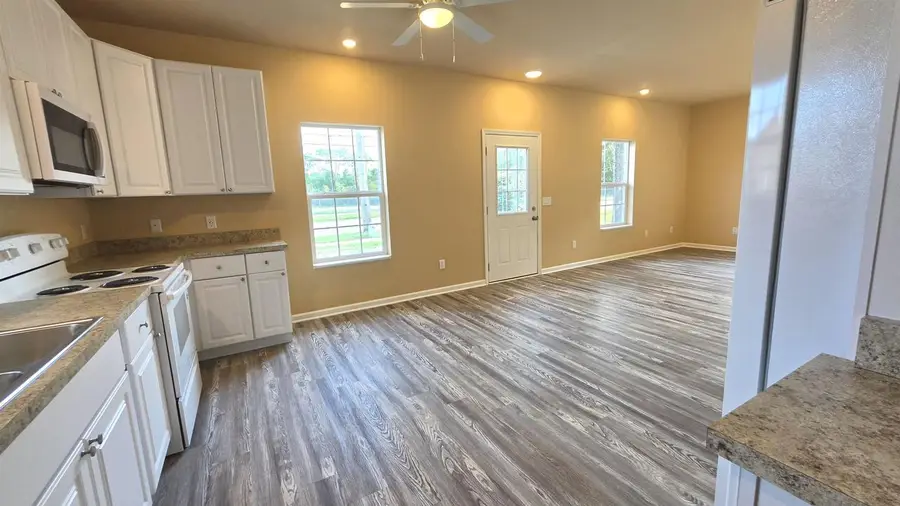 632 W Delavan Drive, Janesville, WI 53548 - #3