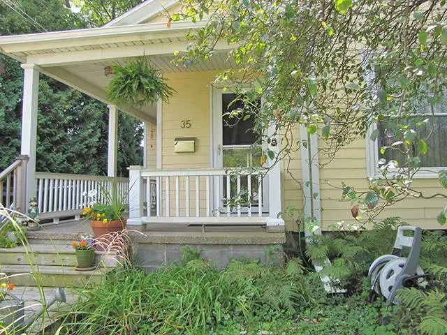 35 Alden Avenue, Platteville, WI 53818 - #2
