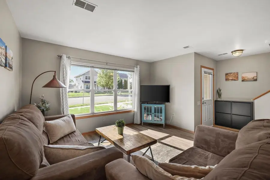 207 S Musket Ridge Drive, Sun Prairie, WI 53590 - #3