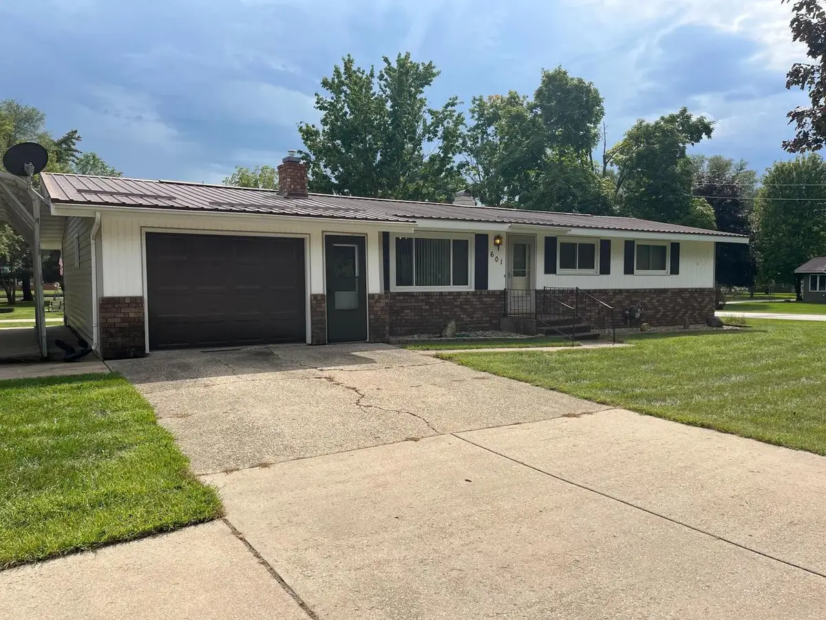 601 Clyde Street, Avoca, WI 53506 - #1