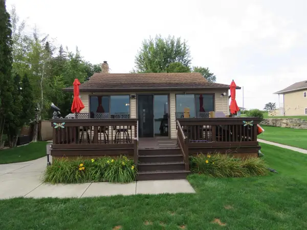 N10362 Howard Drive, Fox Lake, WI 53933